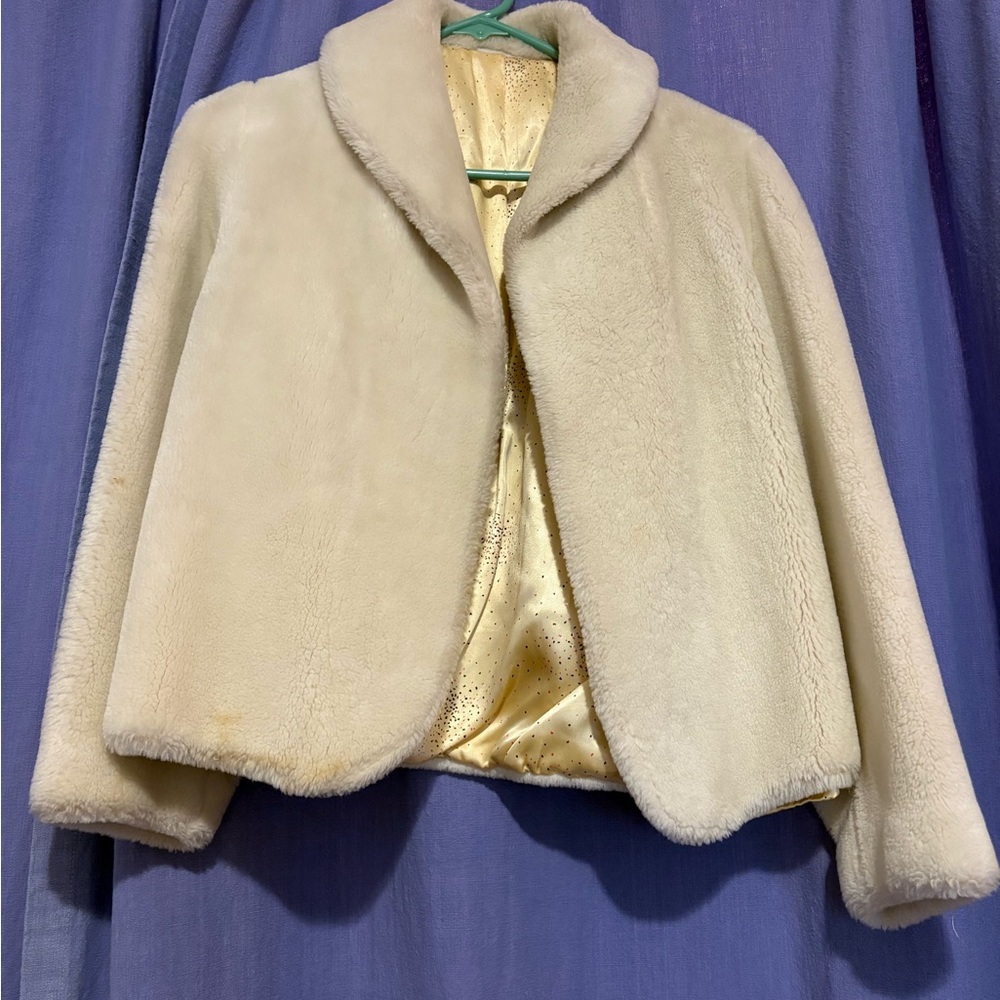Elegant Cream Faux Fur Jacket